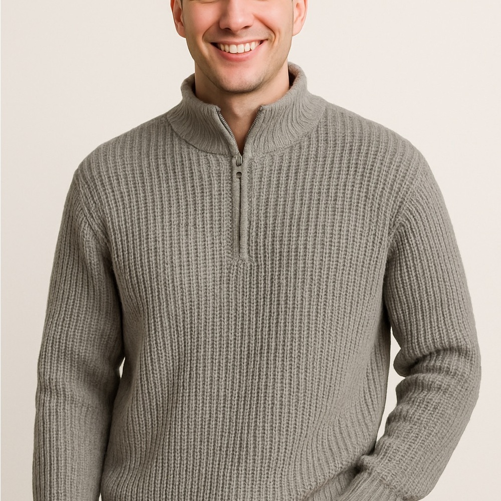 Men's Classic Zip-Up Sweater in‎ Gray